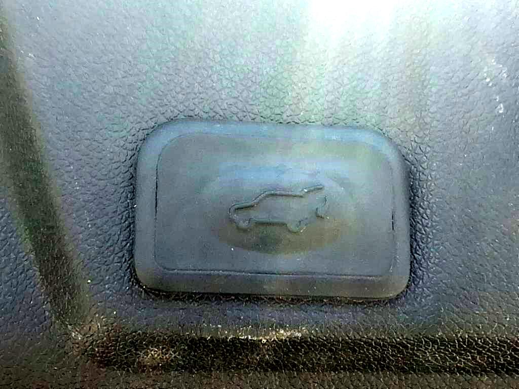 Chevrolet Traverse LTZ FWD 2012