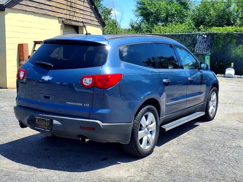 Chevrolet Traverse LTZ FWD 2012