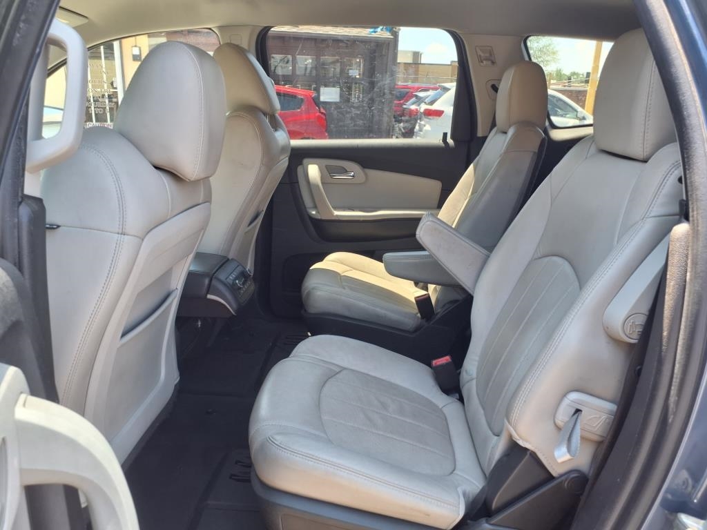 Chevrolet Traverse LTZ FWD 2012