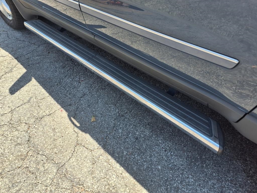 Chevrolet Traverse LTZ FWD 2012