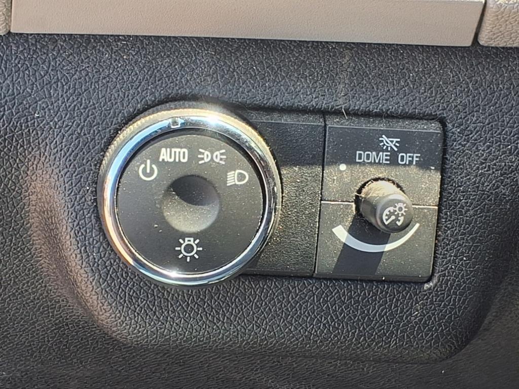 Chevrolet Traverse LTZ FWD 2012