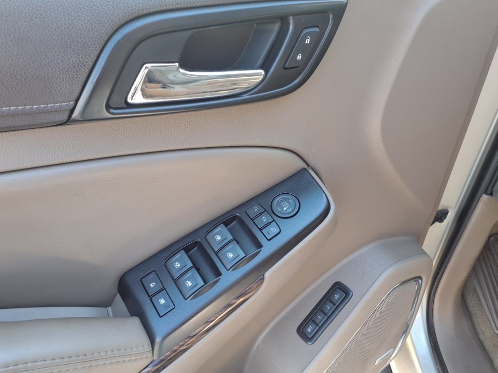 GMC Yukon SLT 2WD 2017