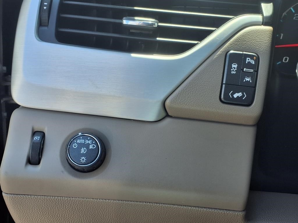 GMC Yukon SLT 2WD 2017