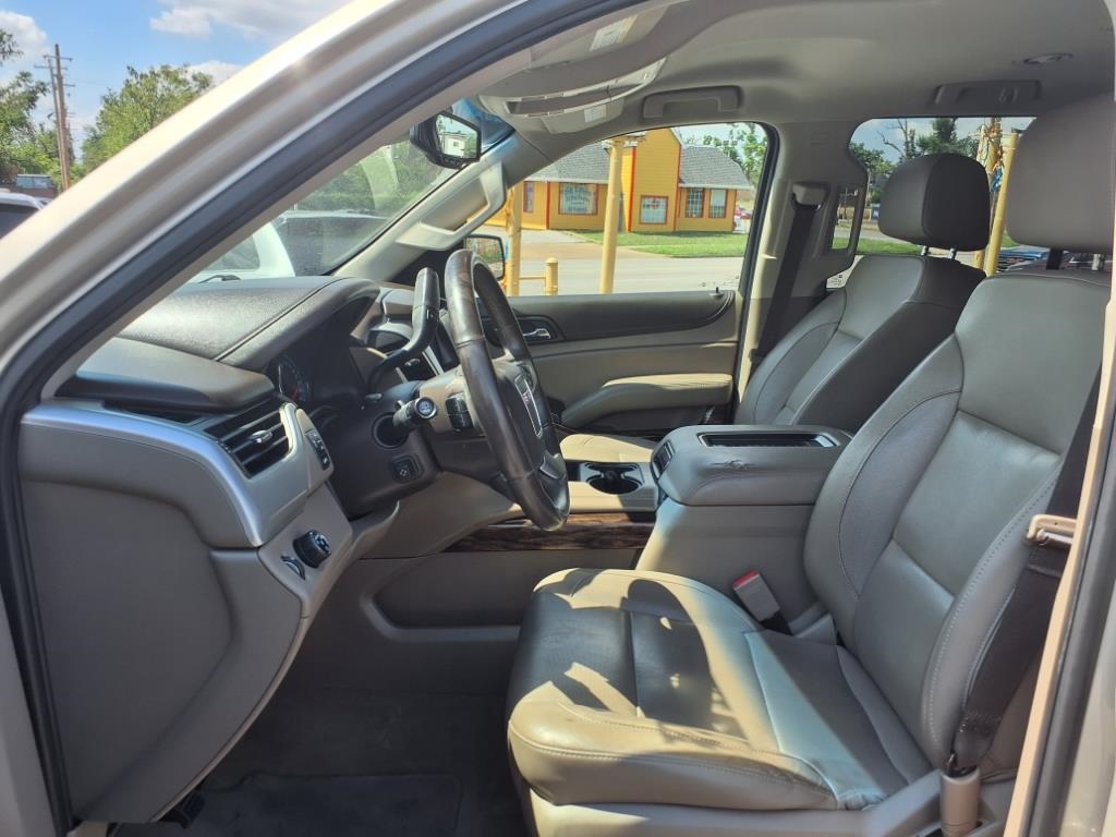 GMC Yukon SLT 2WD 2017