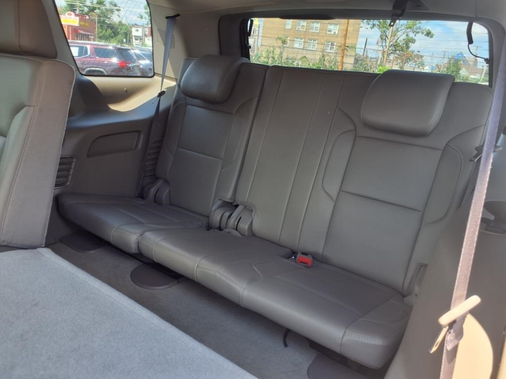 GMC Yukon SLT 2WD 2017