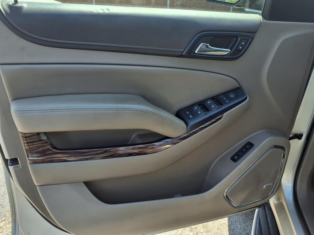 GMC Yukon SLT 2WD 2017