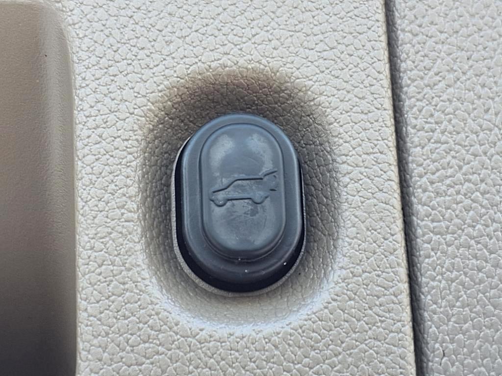 GMC Yukon SLT 2WD 2017