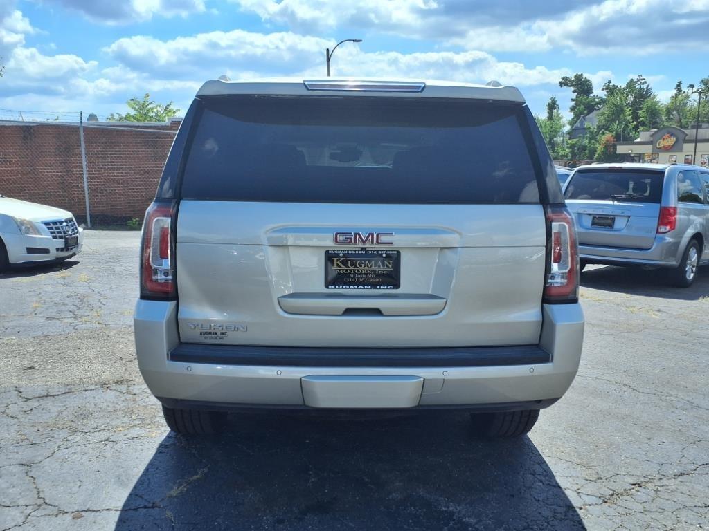 GMC Yukon SLT 2WD 2017