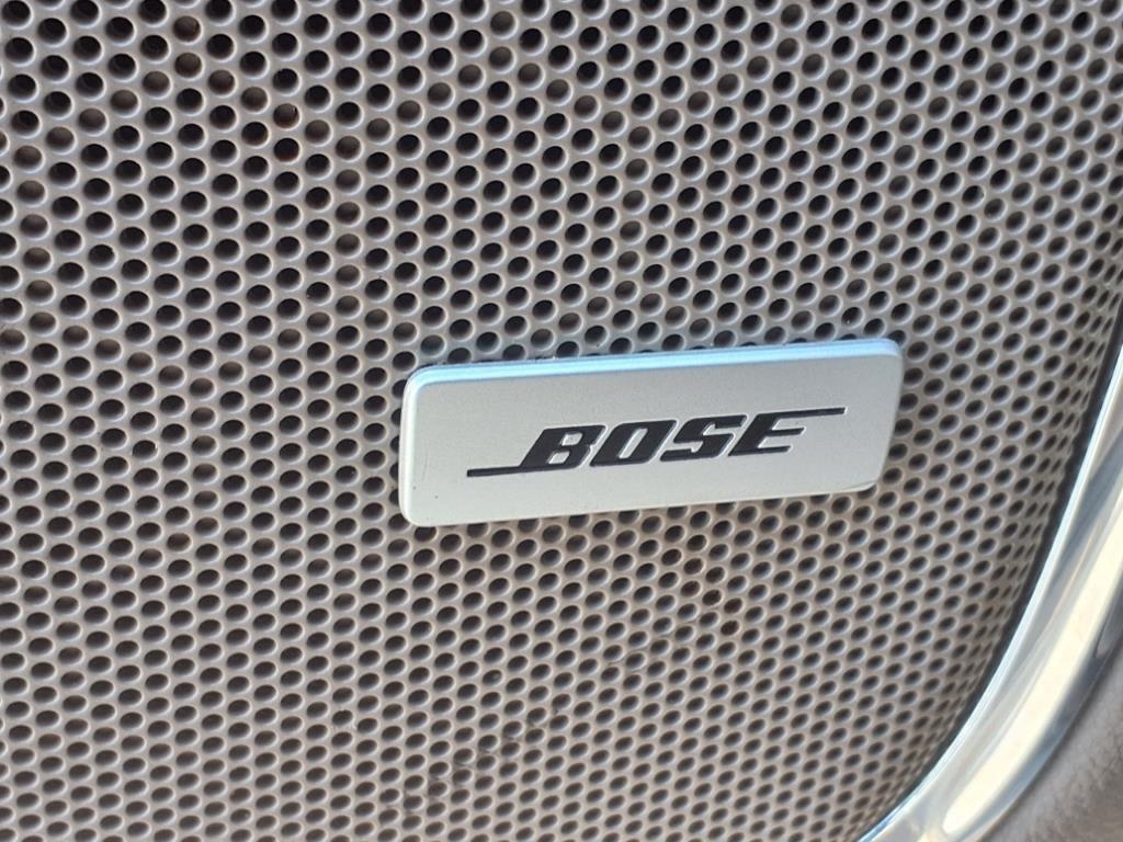 GMC Yukon SLT 2WD 2017