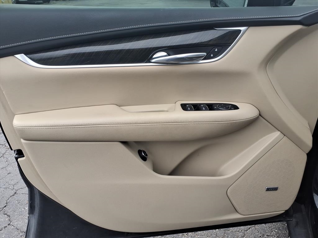 Cadillac XT5 Base 2017