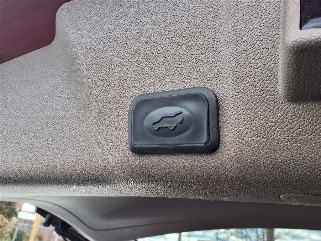 GMC Acadia AWD 4dr Denali 2014