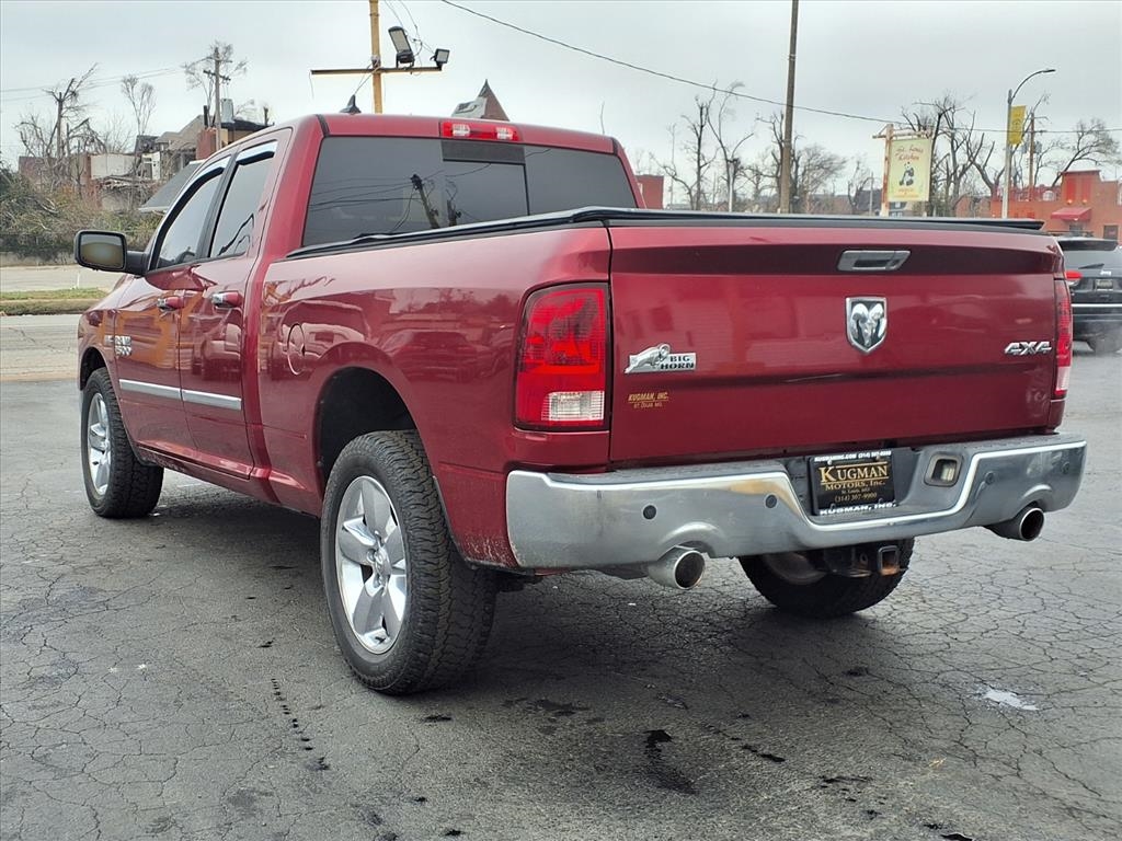 RAM 1500 4WD Quad Cab 140.5" Big Horn 2013