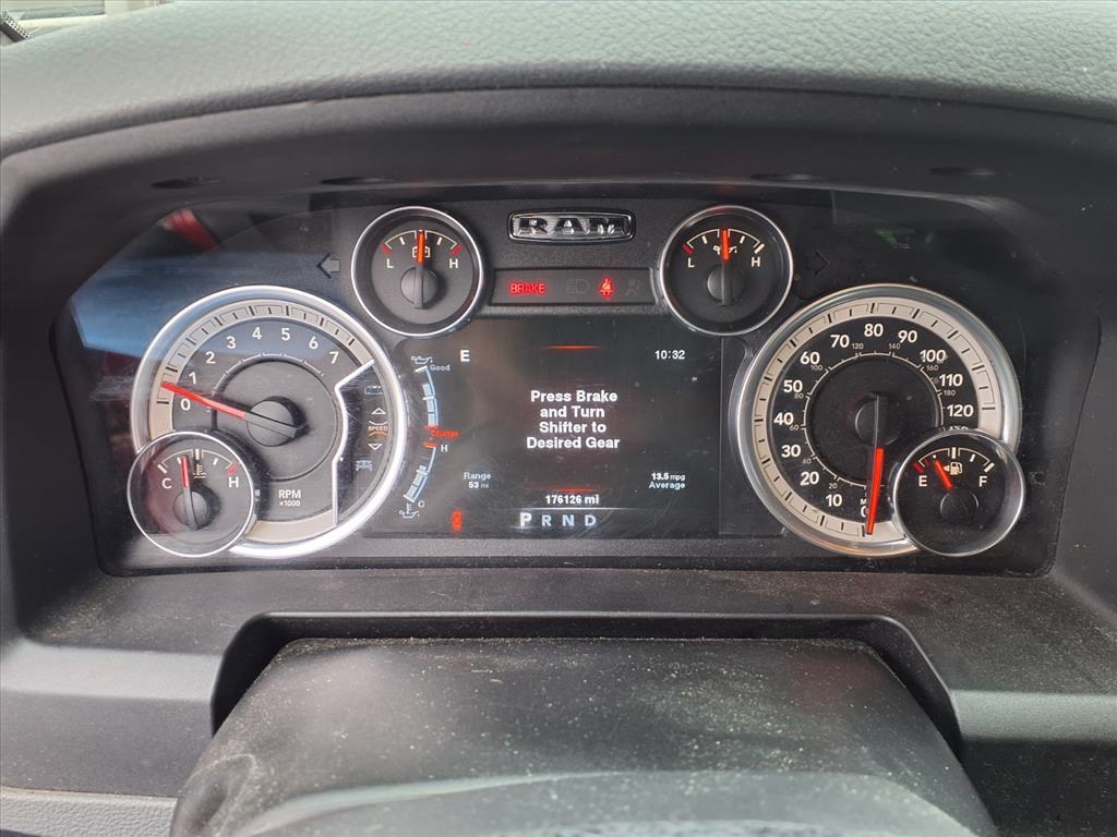 RAM 1500 4WD Quad Cab 140.5" Big Horn 2013