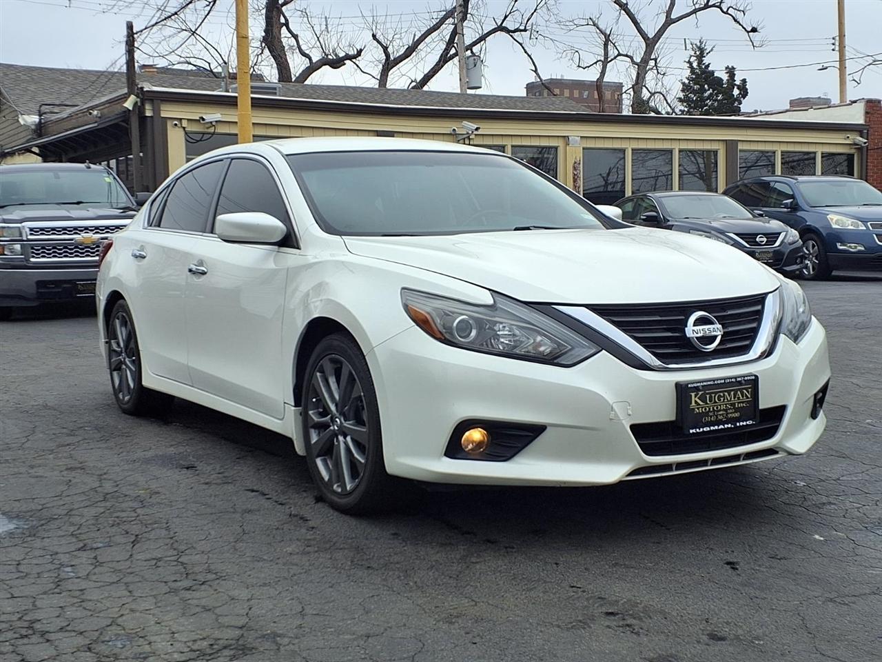 Nissan Altima 2.5 SR Sedan 2018