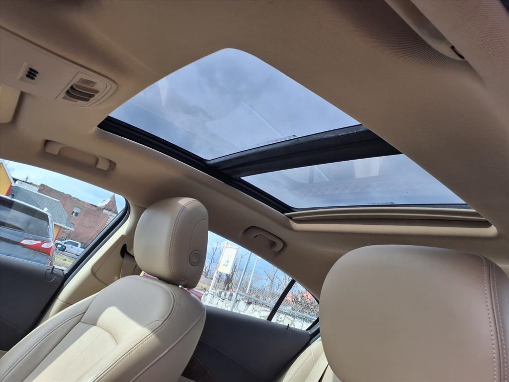 Buick LaCrosse 4dr Sdn Touring FWD 2013