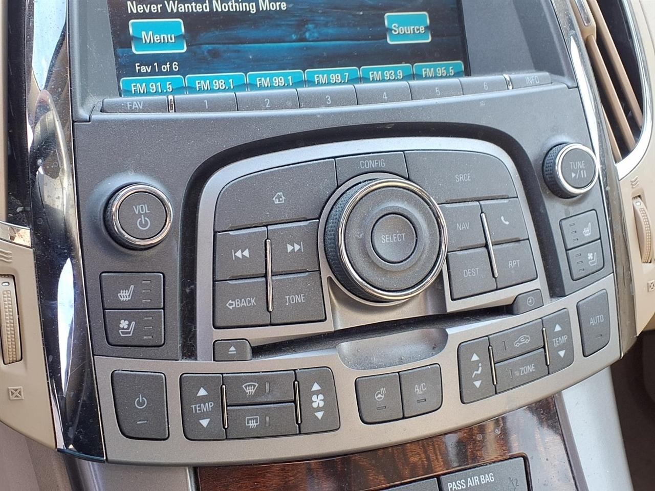 Buick LaCrosse 4dr Sdn Touring FWD 2013