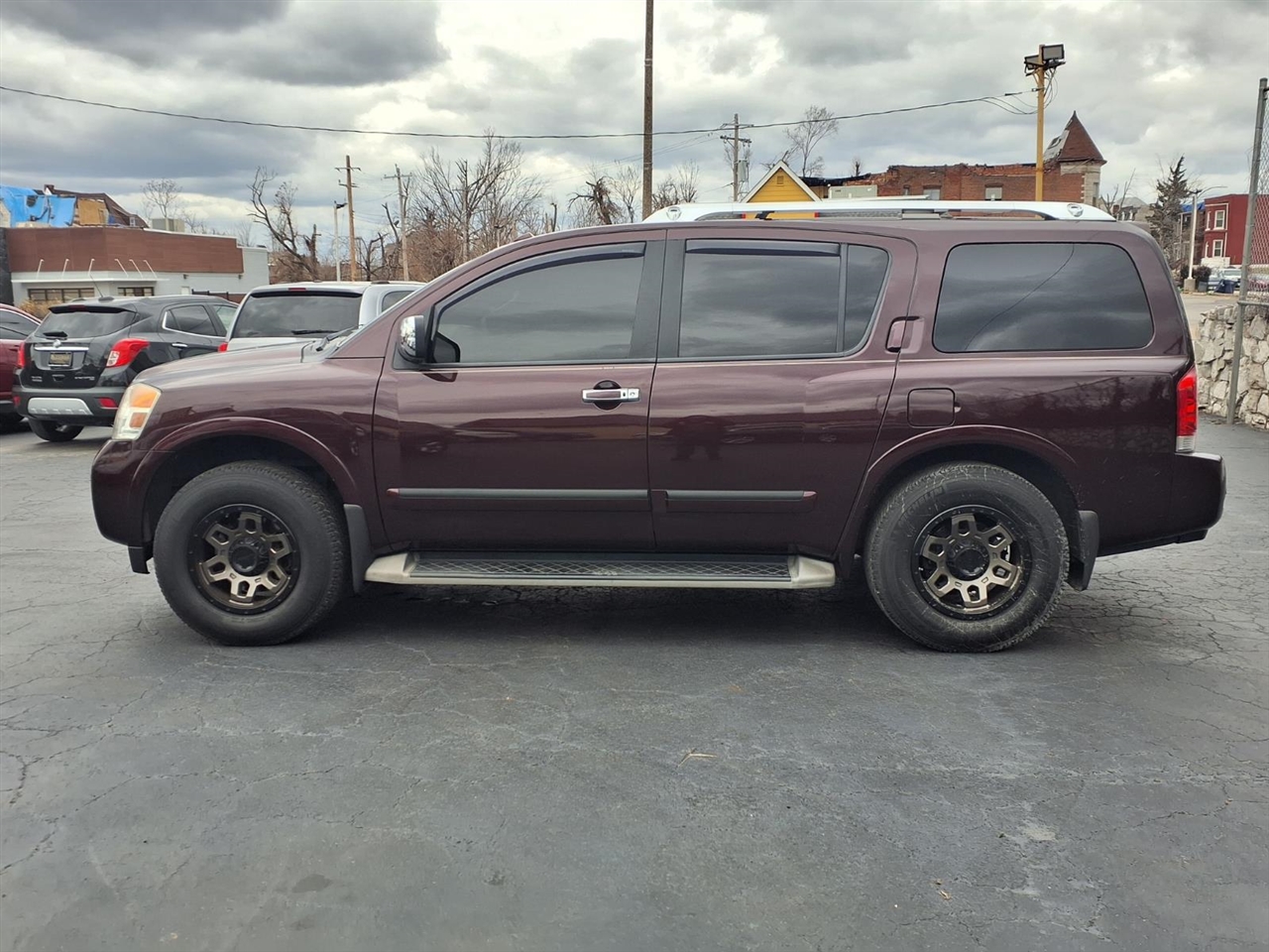 Nissan Armada 4WD 4dr Platinum 2013