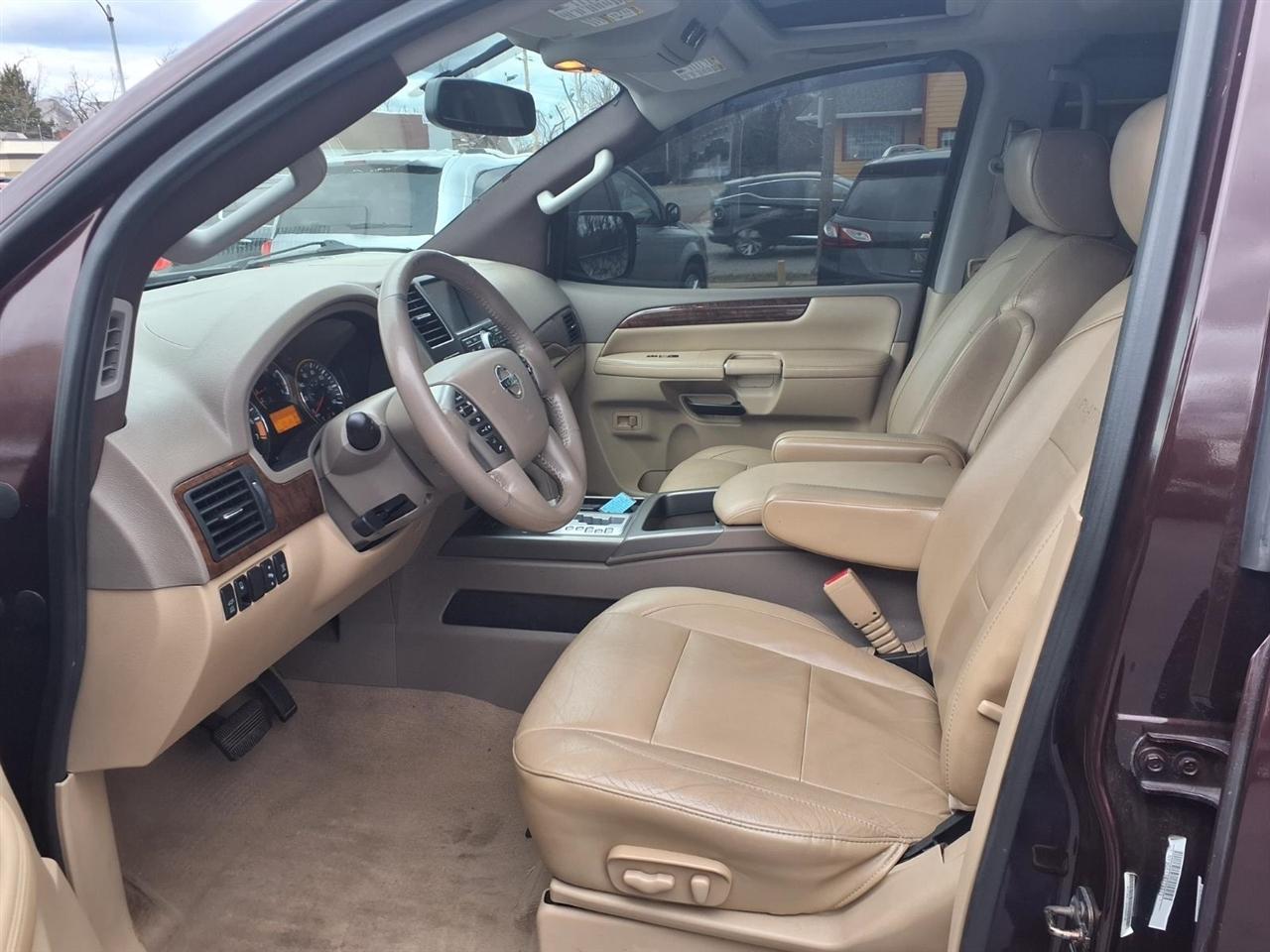 Nissan Armada 4WD 4dr Platinum 2013