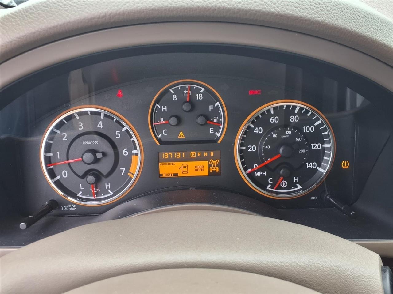 Nissan Armada 4WD 4dr Platinum 2013