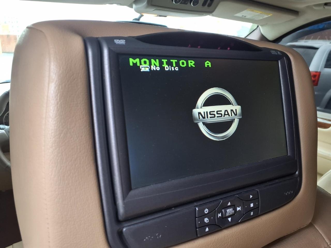 Nissan Armada 4WD 4dr Platinum 2013