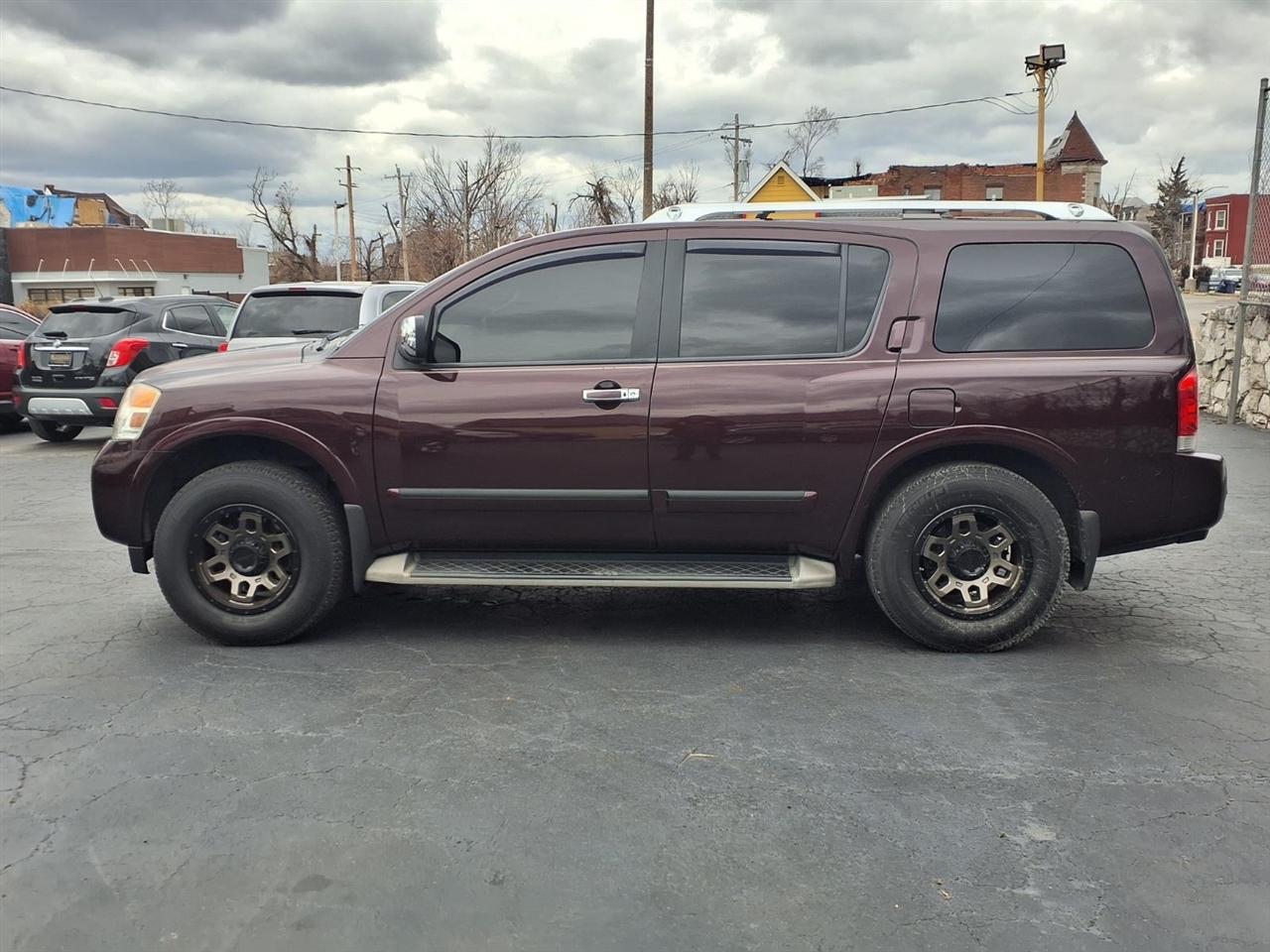 Nissan Armada 4WD 4dr Platinum 2013