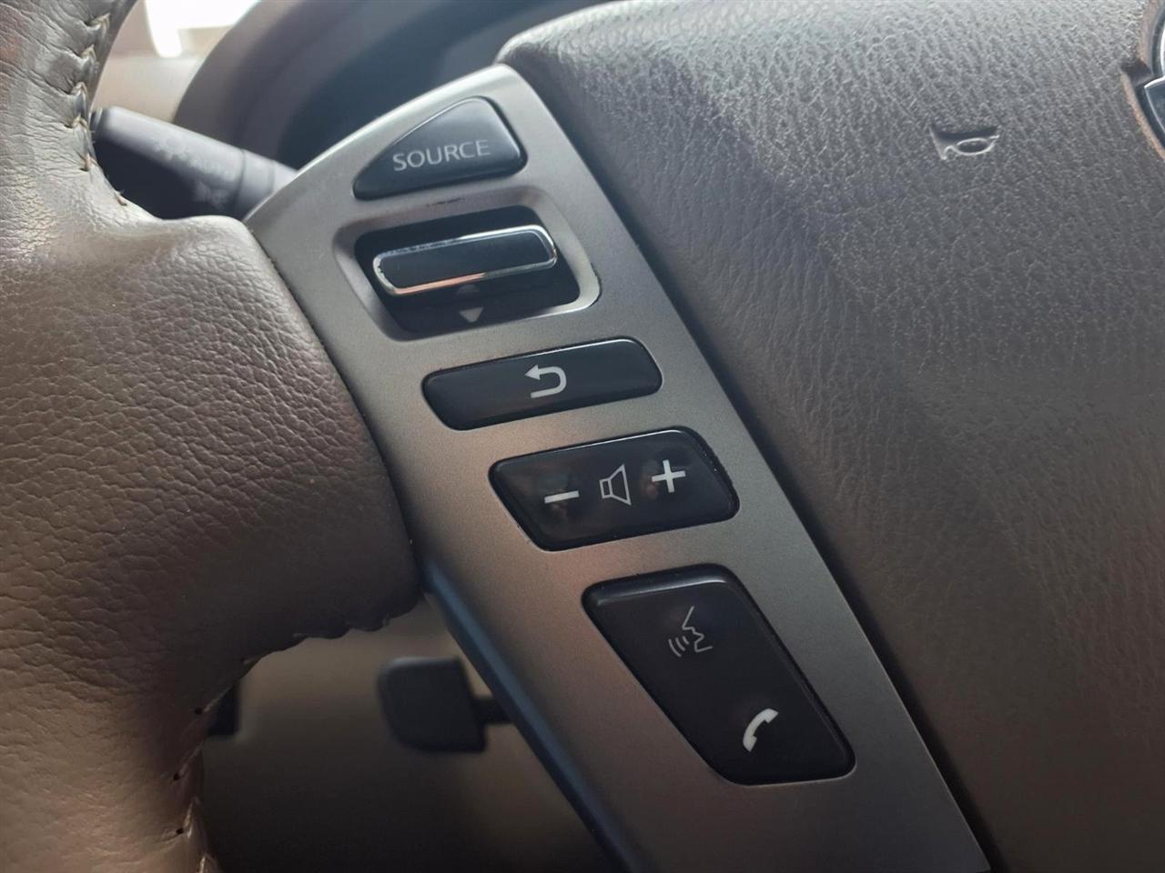 Nissan Armada 4WD 4dr Platinum 2013