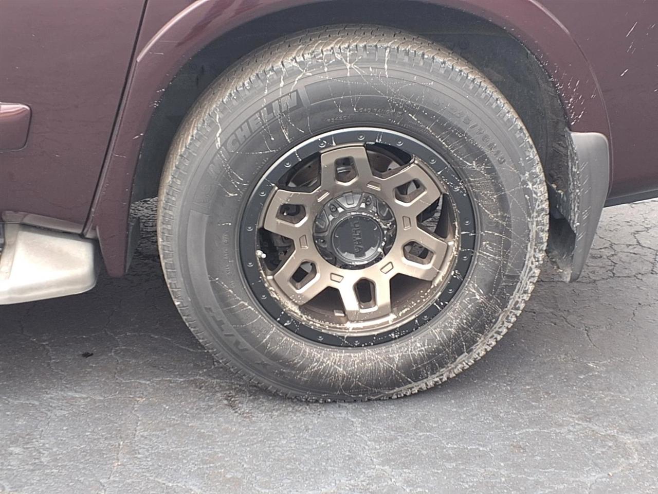 Nissan Armada 4WD 4dr Platinum 2013