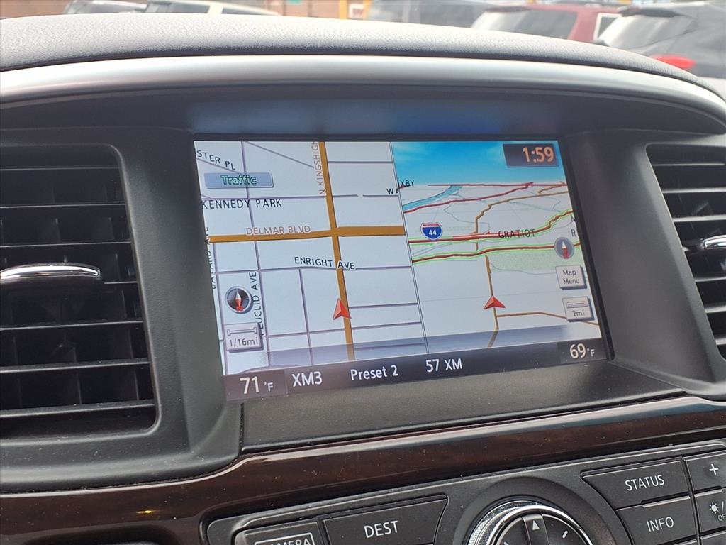 Nissan Pathfinder 2WD 4dr SL 2015