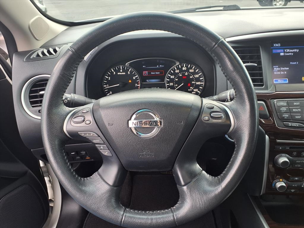 Nissan Pathfinder 2WD 4dr SL 2015
