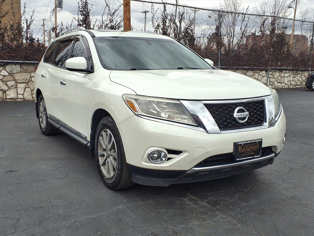 Nissan Pathfinder 2WD 4dr SL 2015