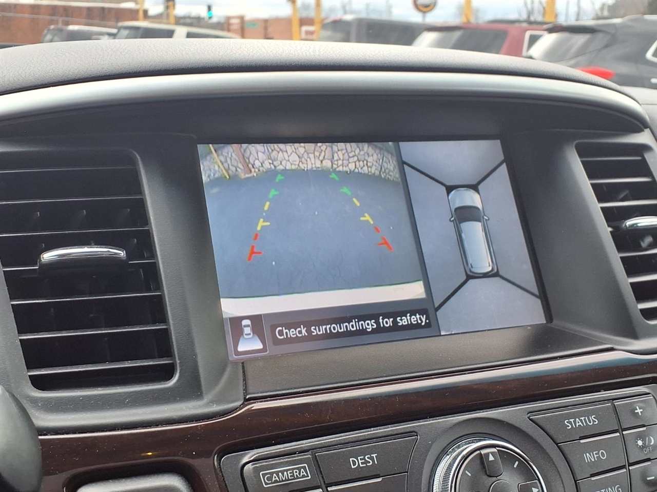 Nissan Pathfinder 2WD 4dr SL 2015