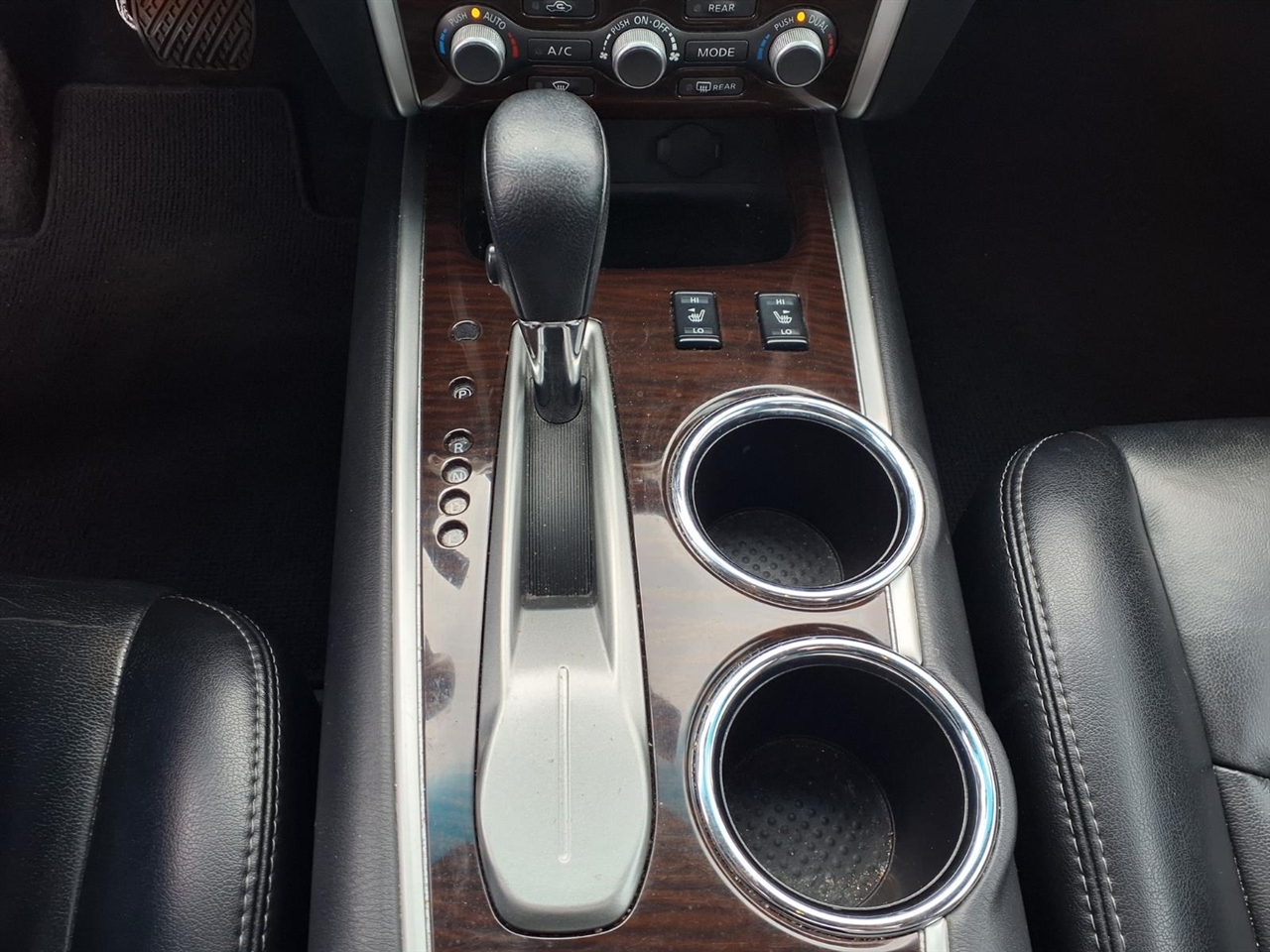 Nissan Pathfinder 2WD 4dr SL 2015