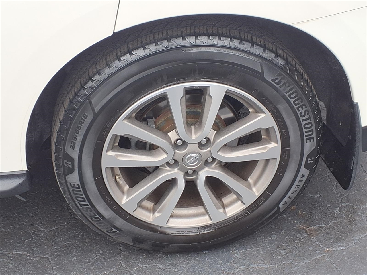 Nissan Pathfinder 2WD 4dr SL 2015