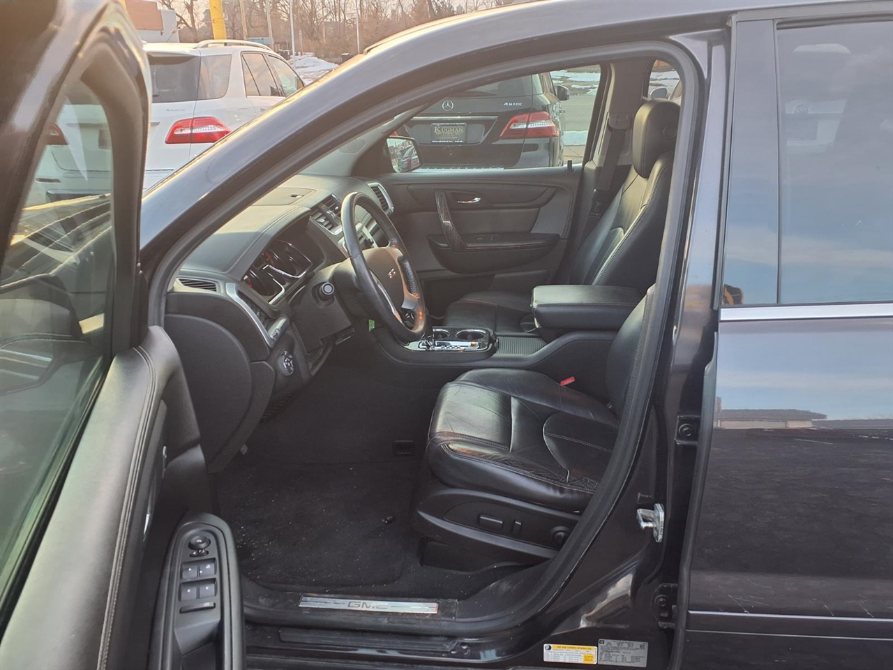 GMC Acadia FWD 4dr SLT w/SLT-1 2016