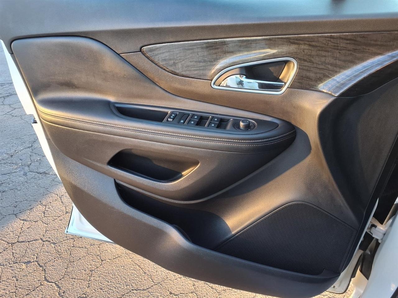 Buick Encore FWD 4dr Leather 2015