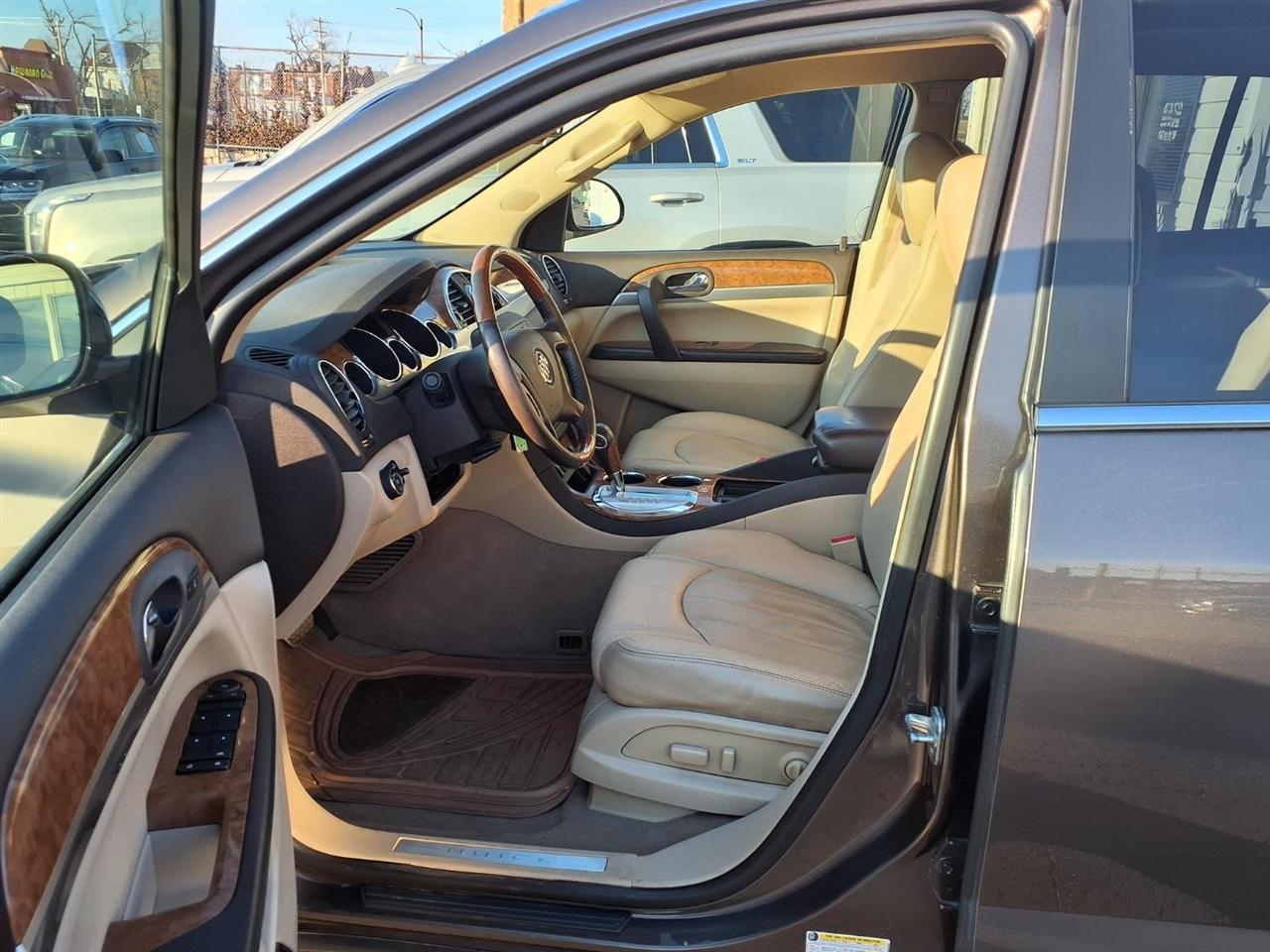 Buick Enclave FWD 4dr CXL-1 2011