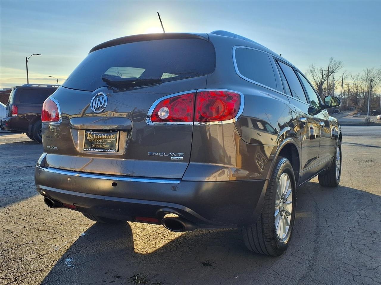 Buick Enclave FWD 4dr CXL-1 2011
