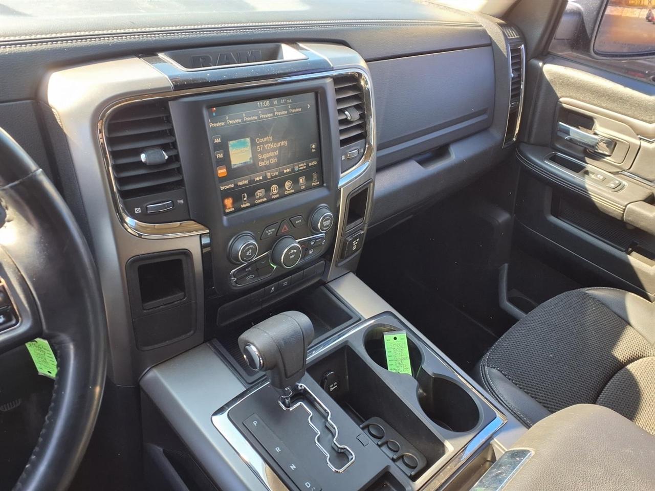 RAM 1500 2WD Crew Cab 140.5" Sport 2013