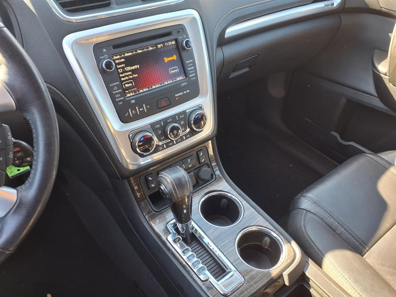 GMC Acadia FWD 4dr SLT w/SLT-1 2016