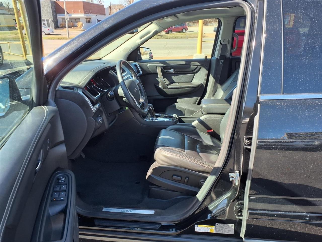 GMC Acadia FWD 4dr SLT w/SLT-1 2016