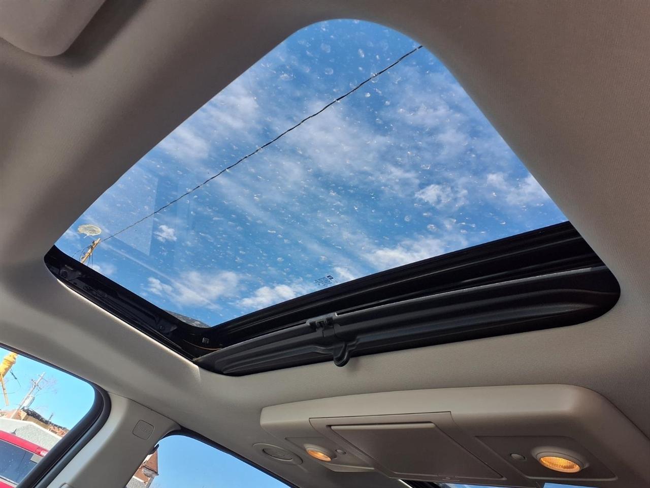 GMC Acadia FWD 4dr SLT w/SLT-1 2016