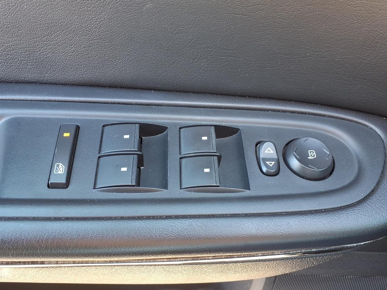 GMC Acadia FWD 4dr SLT w/SLT-1 2016