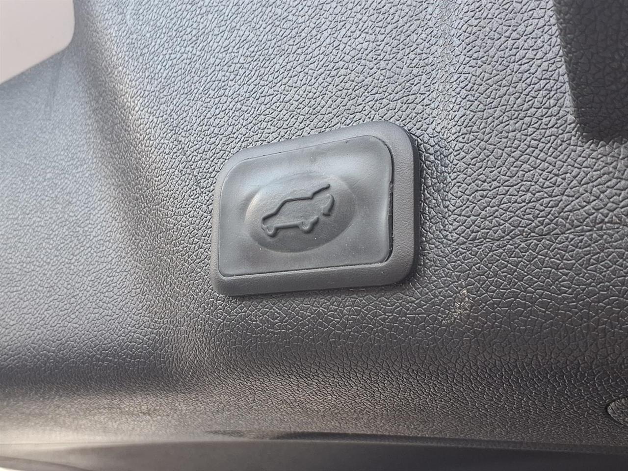 GMC Acadia AWD 4dr Denali 2016