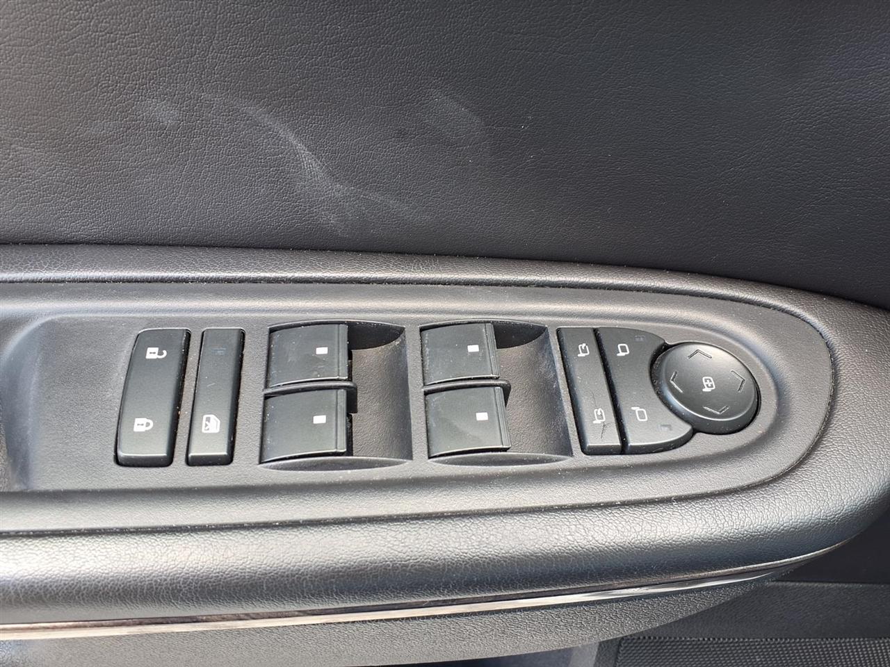 GMC Acadia AWD 4dr Denali 2016