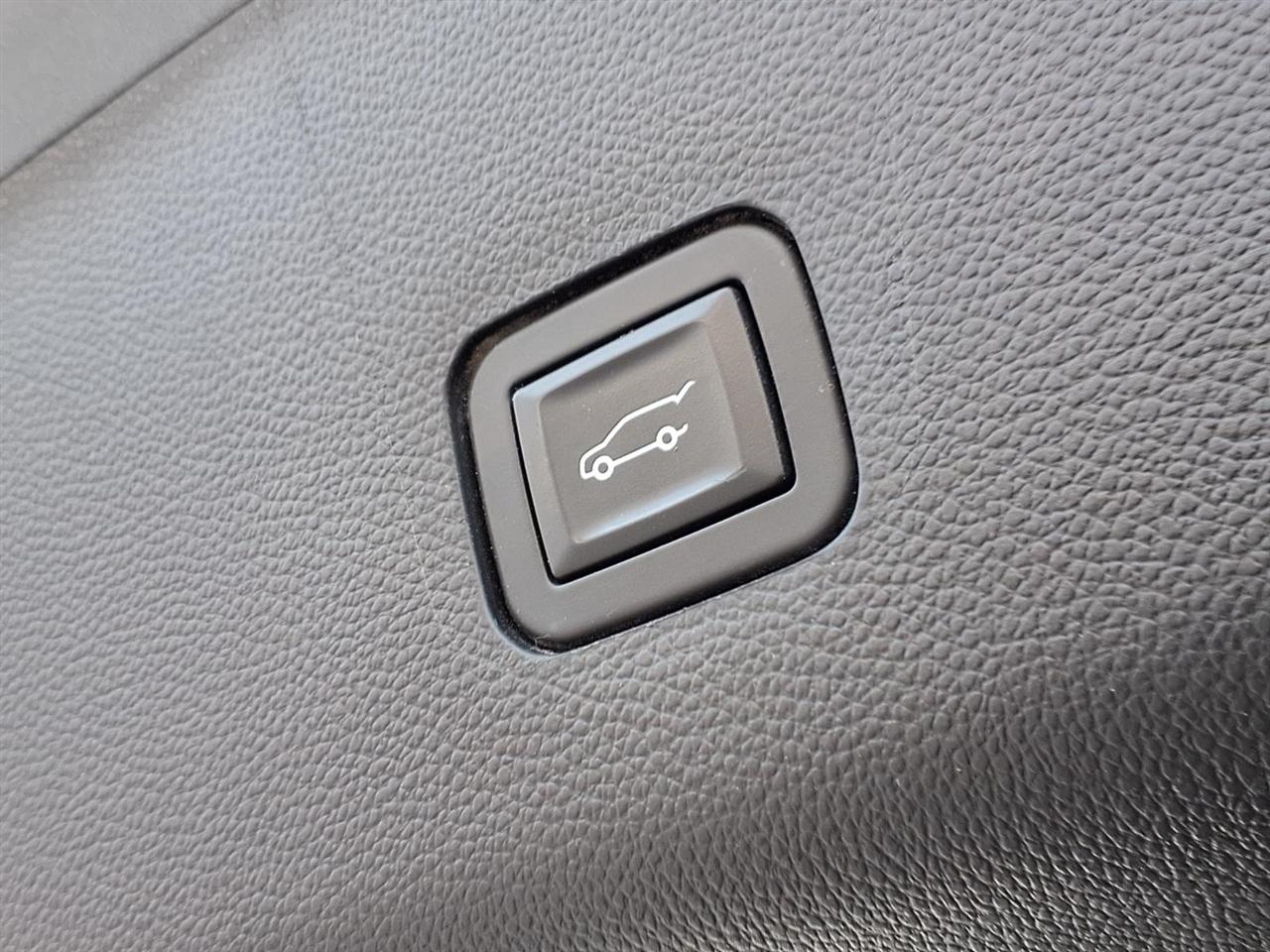 Chevrolet Traverse FWD 4dr Premier w/1LZ 2018