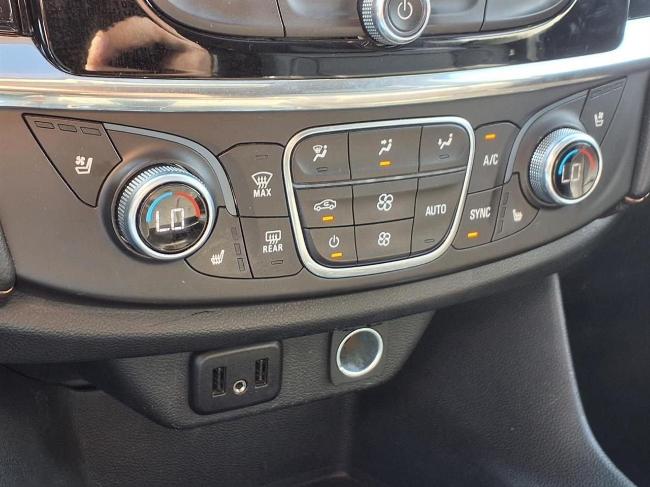 Chevrolet Traverse FWD 4dr Premier w/1LZ 2018