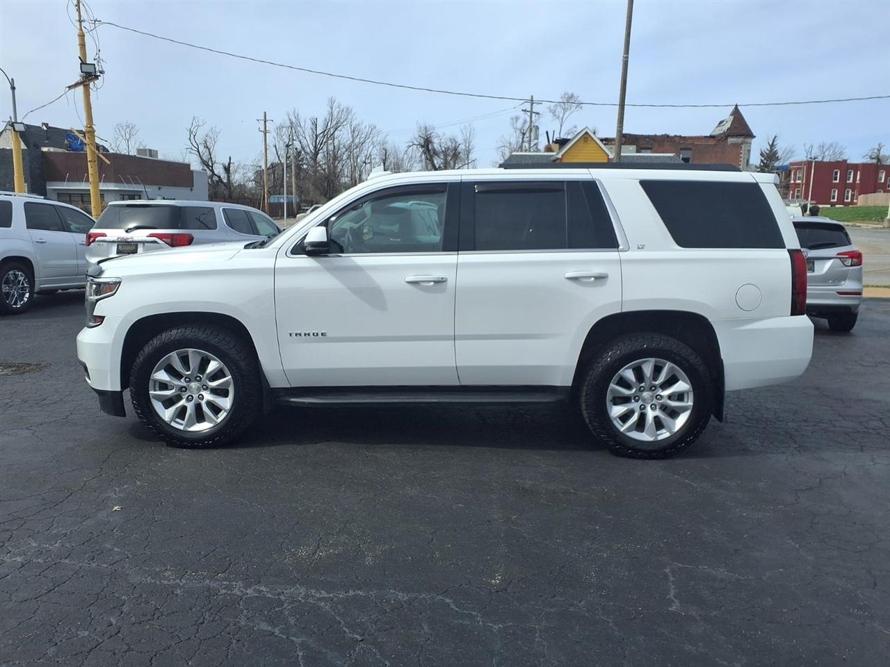Chevrolet Tahoe 4WD 4dr LT 2019