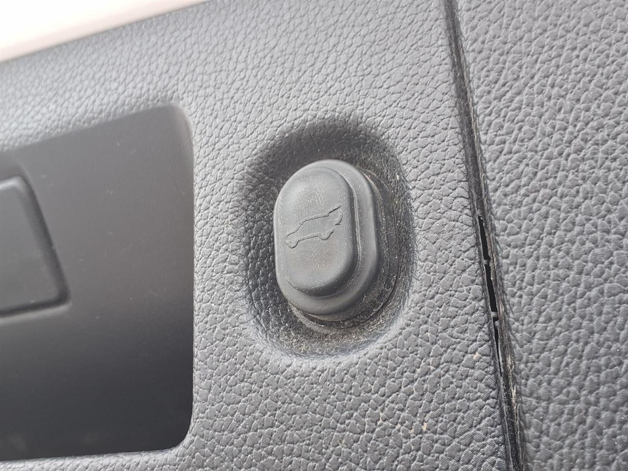 Chevrolet Tahoe 4WD 4dr LT 2019