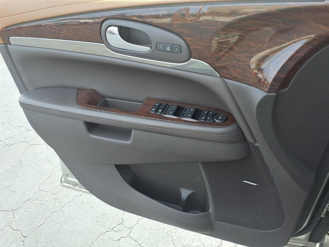 Buick Enclave FWD 4dr Premium 2014