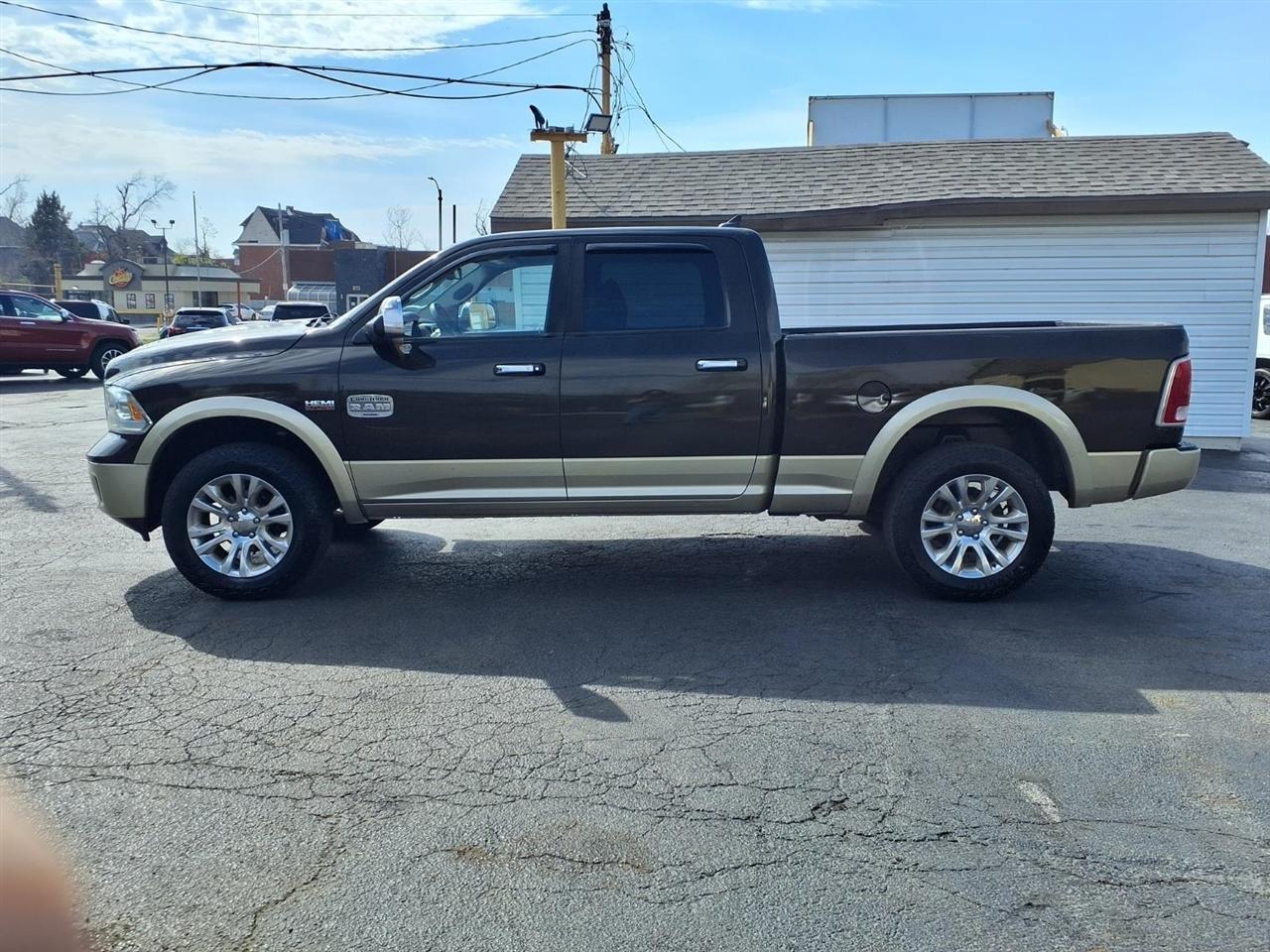 RAM 1500 4WD Crew Cab 149" Laramie Longhorn Edition 2013